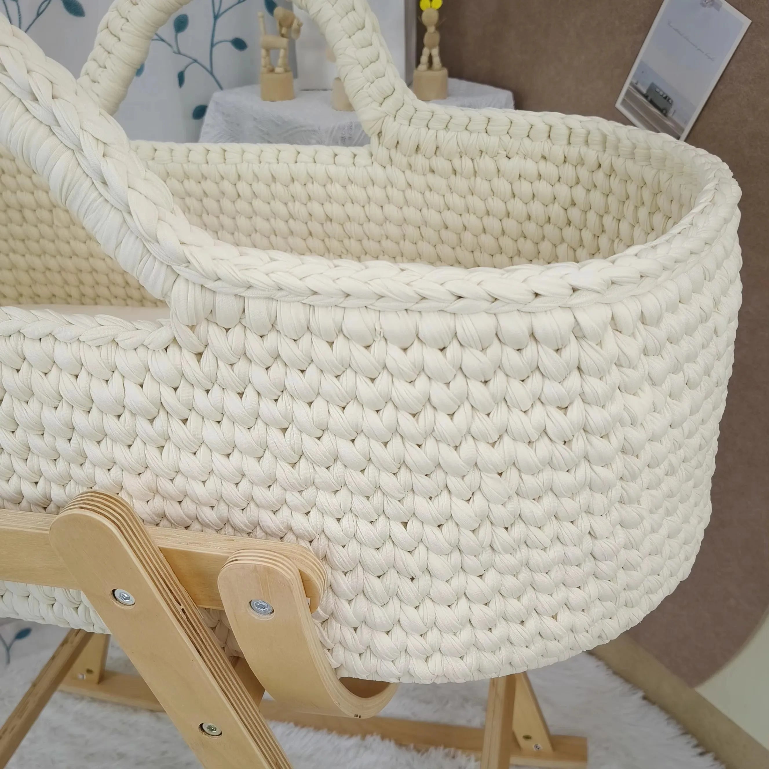Newborn Baby Nest Lounger Cradle Crib with Wooden Frame Hand-Crocheted Bassinet Soft Mattress Portable Infant Sleeping Bed
