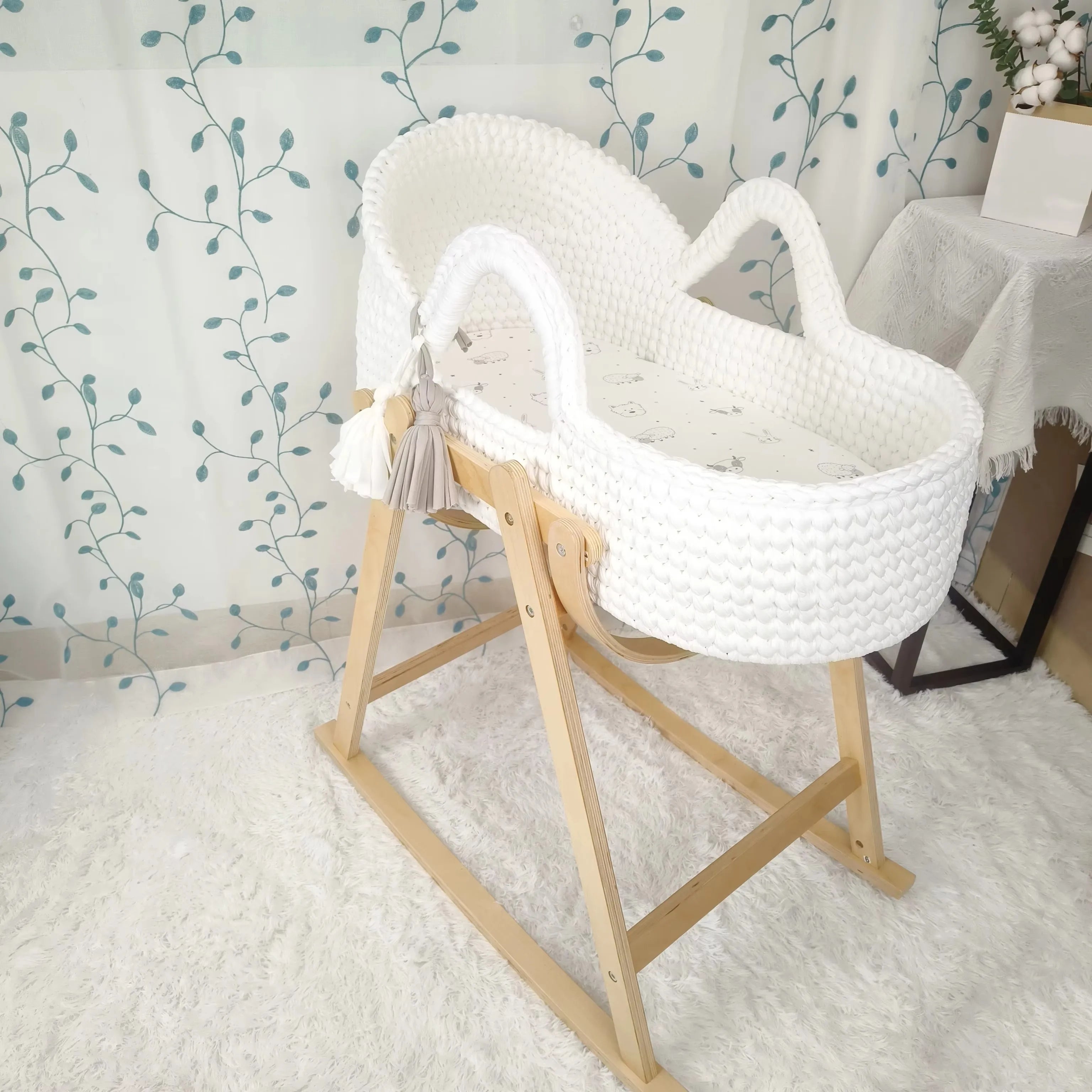 Newborn Baby Nest Lounger Cradle Crib with Wooden Frame Hand-Crocheted Bassinet Soft Mattress Portable Infant Sleeping Bed