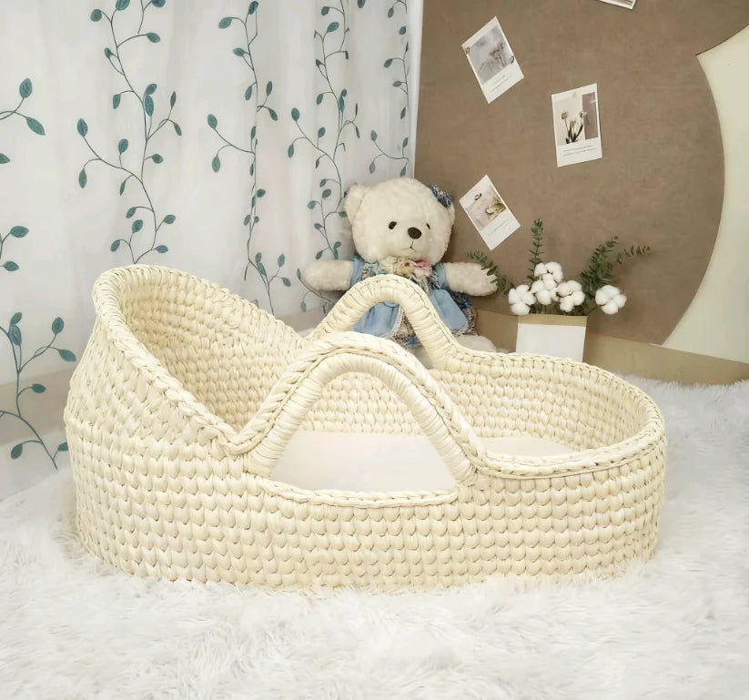 Newborn Baby Nest Lounger Cradle Crib with Wooden Frame Hand-Crocheted Bassinet Soft Mattress Portable Infant Sleeping Bed