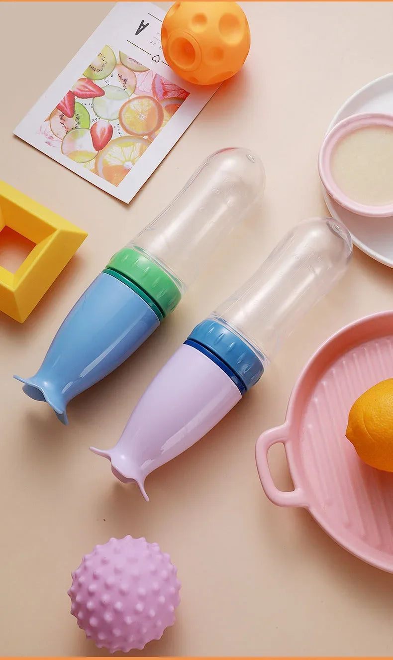 Baby Spoon Squeezing Feeding Bottle Feeder Silicone Spoons for Feeding Kids Toddler Cutlery Utensils Babies Accessories Newborn